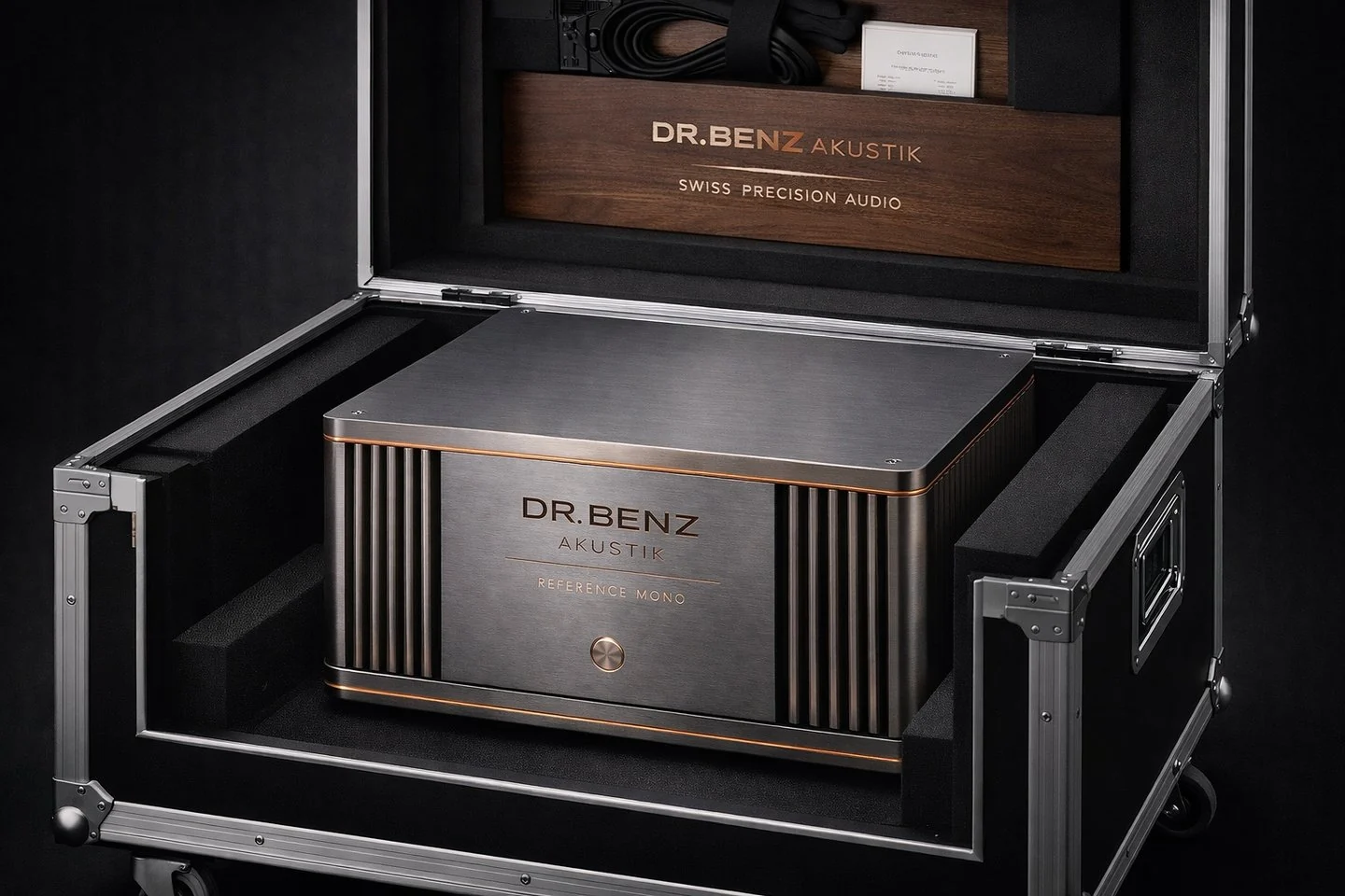 Reference Mono im Flightcase — von Hand gefertigt, Swiss Precision Audio
